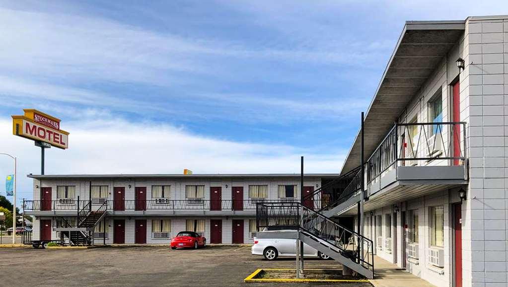 Budget Inn Ontario Luaran gambar