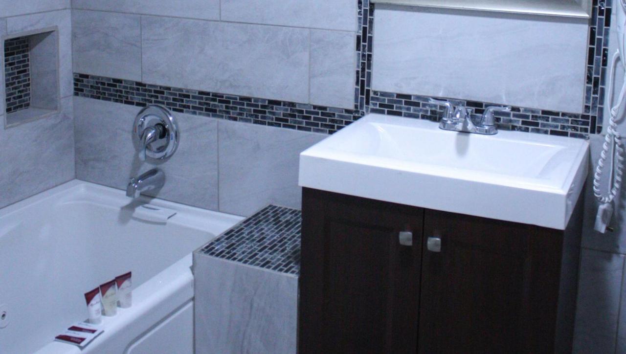 Budget Inn Ontario Luaran gambar