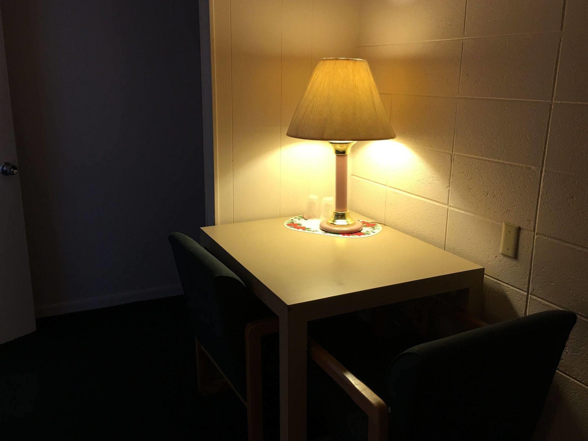 Budget Inn Ontario Luaran gambar